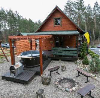Sulecki Borek House | Relax at Jeleniówka: Exclusive Pool & Ocean Views Await