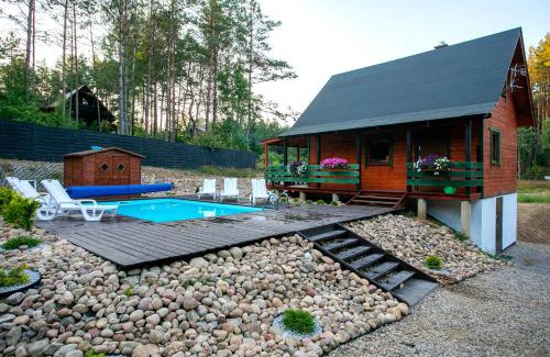 Sulecki Borek House | Relax at Jeleniówka: Exclusive Pool & Ocean Views Await