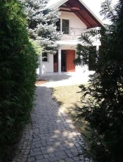 Nowa Deba Villa | Pet-Friendly Domek Chmiel II by Lake Tarnobrzeskie