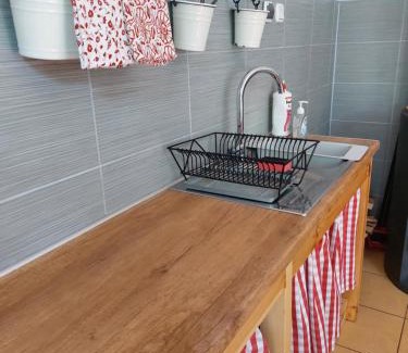 Warta House | Experience Domek Cicho Sza: Pet-Friendly Retreat with Top Ratings