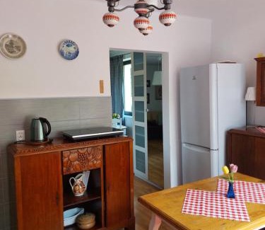 Warta House | Experience Domek Cicho Sza: Pet-Friendly Retreat with Top Ratings