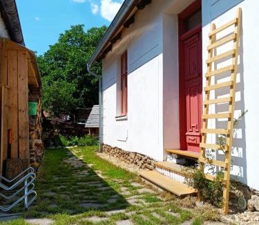 Dirna House | Family-Friendly Penzion Domek with Exceptional 9.5 Rating