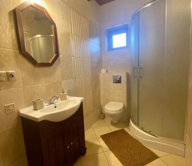 Polczyn-Zdroj House | Discover Domek Gościnny: Pet-Friendly with Hot Tub