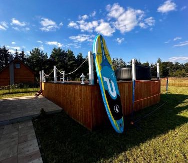 Małdyty House | Inviting Domek Letniskowy Jawor with Pool & Ocean View