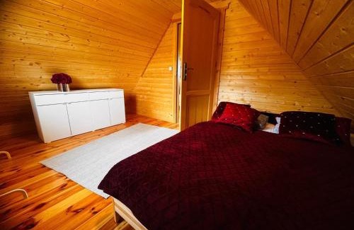 Małdyty House | Inviting Domek Letniskowy Jawor with Pool & Ocean View