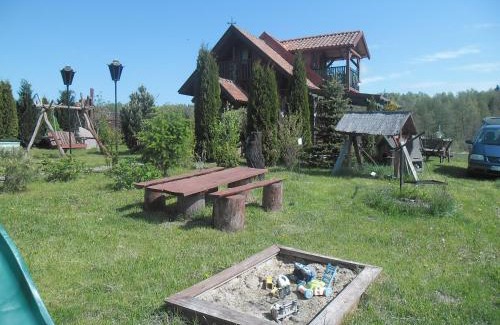 gmina Banie Mazurskie Cabin | Guest Rated 10/10: Cozy Rybaczówka with Family-Friendly Perks