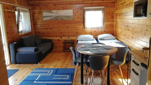 Mikolajki Cabin | Ideal Domek Letniskowy in Mikołajki with Pool & Hot Tub
