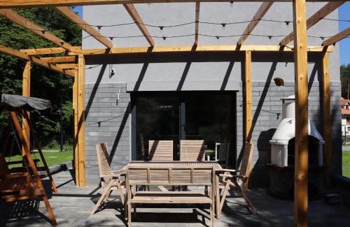 Lubkowo House | Pet-Friendly Retreat: Domek Lubkowo Near the Sea