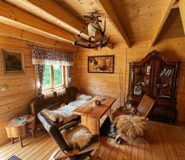Ujsoy Ski Chalet | Mountain Retreat with Pet-Friendly Amenities - Guest Rated 9.7