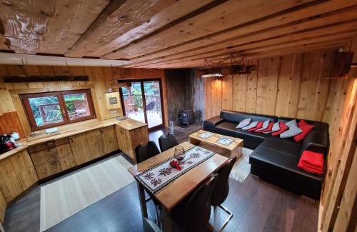 Kamionka Wielka Cabin | Experience DOMEK NA GÓRACH with Hot Tub & Pool Access