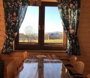 Czorsztyn Ski Chalet | Unforgettable Stay at Domek na Hubce with Ocean View & Hot Tub