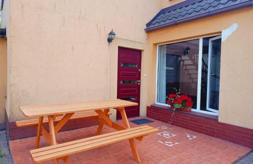 gmina Moryn House | Kid-Friendly Domek na Odrzańskiej with Kitchen Amenities