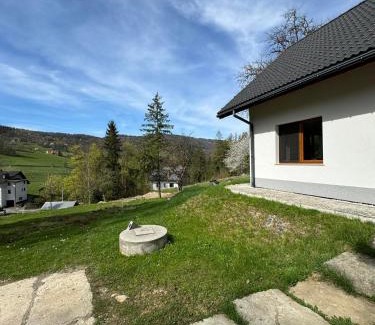 Wisla House | Discover Domek na Skarpie: Family-Friendly & Pet Welcoming