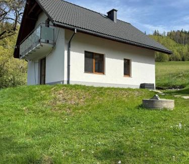 Wisla House | Discover Domek na Skarpie: Family-Friendly & Pet Welcoming
