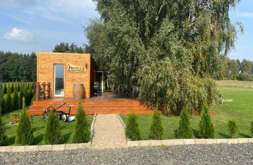 Ubocze Apartment | Pet-Friendly Domek na Uboczu with Pool & Breakfast Included