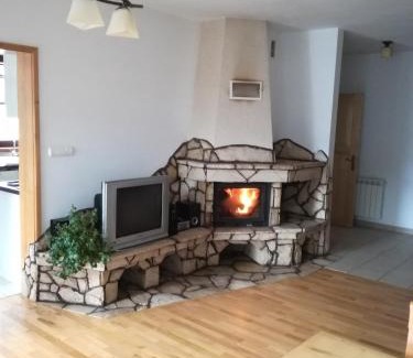 Polany Villa | Exceptional Domek Nad Dunajcem Liptak with Ocean View