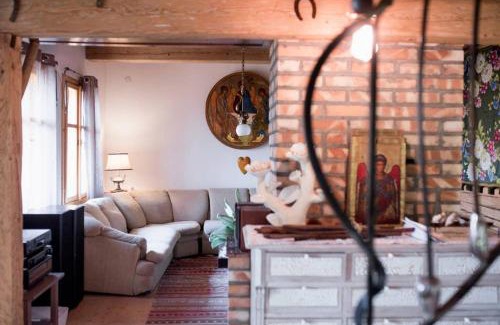 Lanckorona House | Pet-Friendly Domek nad Galerią with Top Amenities