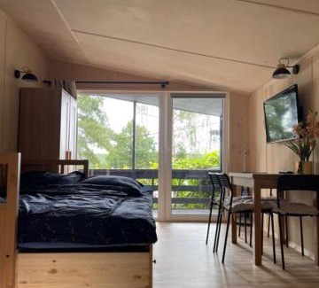 Gietrzwald House | Escape to Domek nad jeziorem: Pet-Friendly Retreat