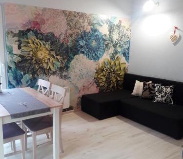 Osieczna Cabin | Unforgettable Stay at Domek nad jeziorem with Ocean View