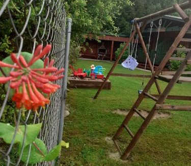 Slawno Cabin | Relaxing Escape at Domek nad jeziorem, Oceanfront Paradise