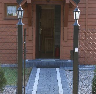 Sikorzyno House | Experience Domek Pod Wierzbą: Oceanfront Escape with Hot Tub