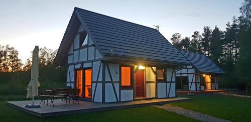 Debina House | Family-Friendly Domek Pogodny in Rowy - Pet Welcome Here!