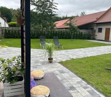 Szczecinek Apartment | Relaxing Domek Przy Lesie SPA with Private Beach & Hot Tub