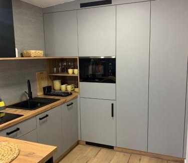 Adamow Apartment | Pet-Friendly Domek Roztocze with Ocean Views & Breakfast