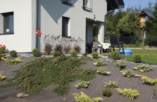 gmina Zembrzyce Cabin | Pet-Friendly Domek Tadeusz with Oceanfront Views