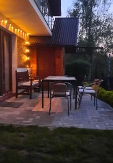 gmina Łososina Dolna House | Scenic Lakeside Retreat with Family and Pet-Friendly Options