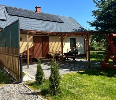 Nielisz House | Family-Friendly Getaway at Domek Zuza Nielisz with Hot Tub