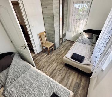 Balatonszepezd House | Idyllic Domi ház - Panoráma Nyaraló with Oceanfront Views