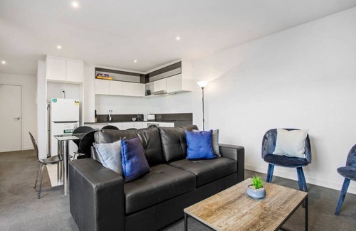 Brunswick East Apartment | Convenient Domi Rentals - Explore The Brunswick Place