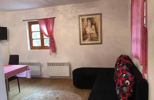 Mokra Gora Apartment | Discover Domik: Pet-Friendly Retreat with 9.3/10 Rating