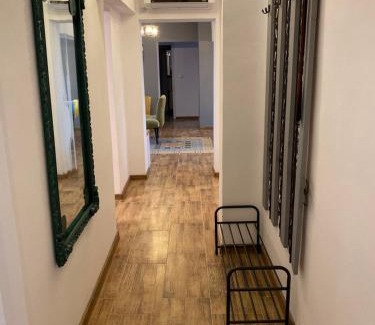 Old City Apartment | Top-Rated Dominic Apartment Near Unirii Square for Families