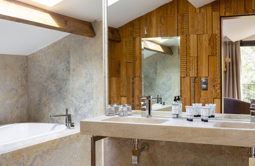 Corte Hotel | Indulge at Dominique Colonna: 4-Star with Pool & Spa