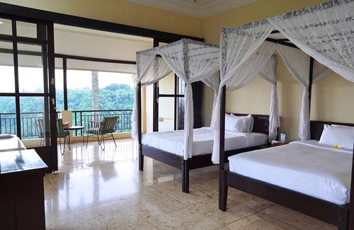 Banyuwangi Hotel | Discover Domisili Ijen Cliff: Pool, Spa & Family-Friendly Stay