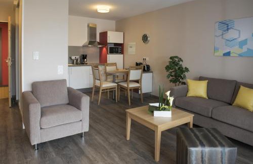 Pau Nord Apartment | Discover Domitys Le Palmier du Roi: 4-Star Comfort & Pool