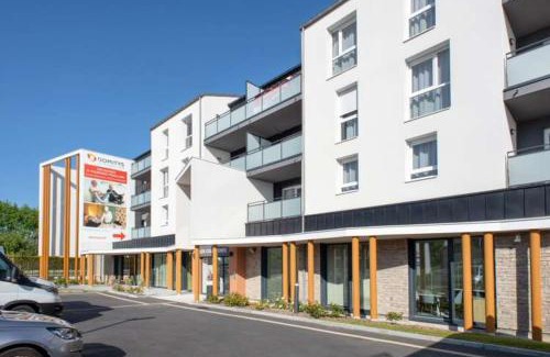 Thorigne-Fouillard Apartment | Comfortable Stay at DOMITYS LES COLOMBINES for Seniors