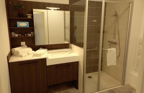 Serris Apartment | Discover DOMITYS SARIA: Pet-Friendly Retreat with Pool