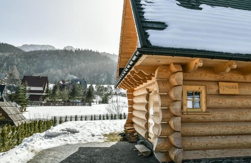 Zakopane Ski Chalet | Top-Rated Domki 4 Seasons Zakopane with Hot Tub & Kitchen