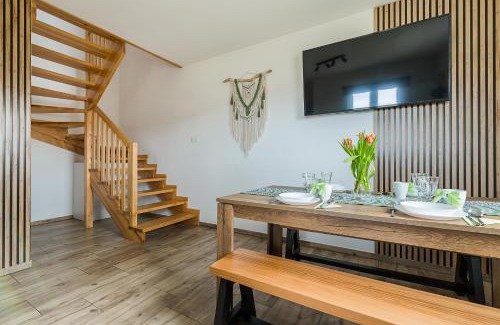 Myczkow House | Unforgettable Oceanfront Retreat at Domki Bilikówka