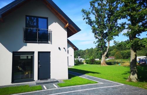 Debki Villa | Family-Friendly Getaway at Domki Dębowy Zakątek