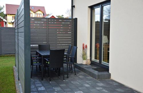 Debki Villa | Family-Friendly Getaway at Domki Dębowy Zakątek