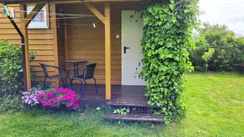 Jaroslawiec Cabin | Oceanfront Retreat at Domki Letniskowe Fajne Miejsce