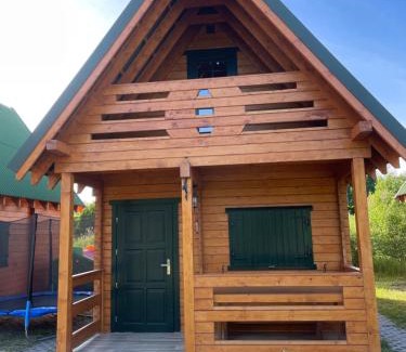 Dabki Cabin | Beachfront Retreat: Domki Letniskowe Malinka Awaits