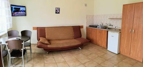 Rusinowo Cabin | Inviting Domki Letniskowe Reda: Pet Friendly & Ocean View