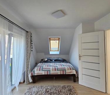 Ladek-Zdroj Apartment | Pet-Friendly Retreat at Noclegi na Słonecznym Wzgórzu