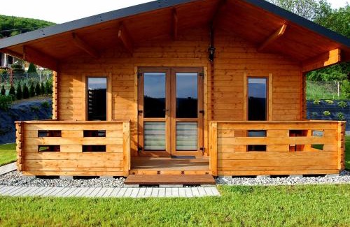 Ustrzyki Dolne Cabin | Oceanfront Getaway at Domki Na Stoku Laworty - 9.9 Rated