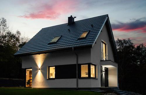 Jarnołtowek House | Child-Friendly Retreat at Domki na Wzgórzu - Rated 9.8/10
